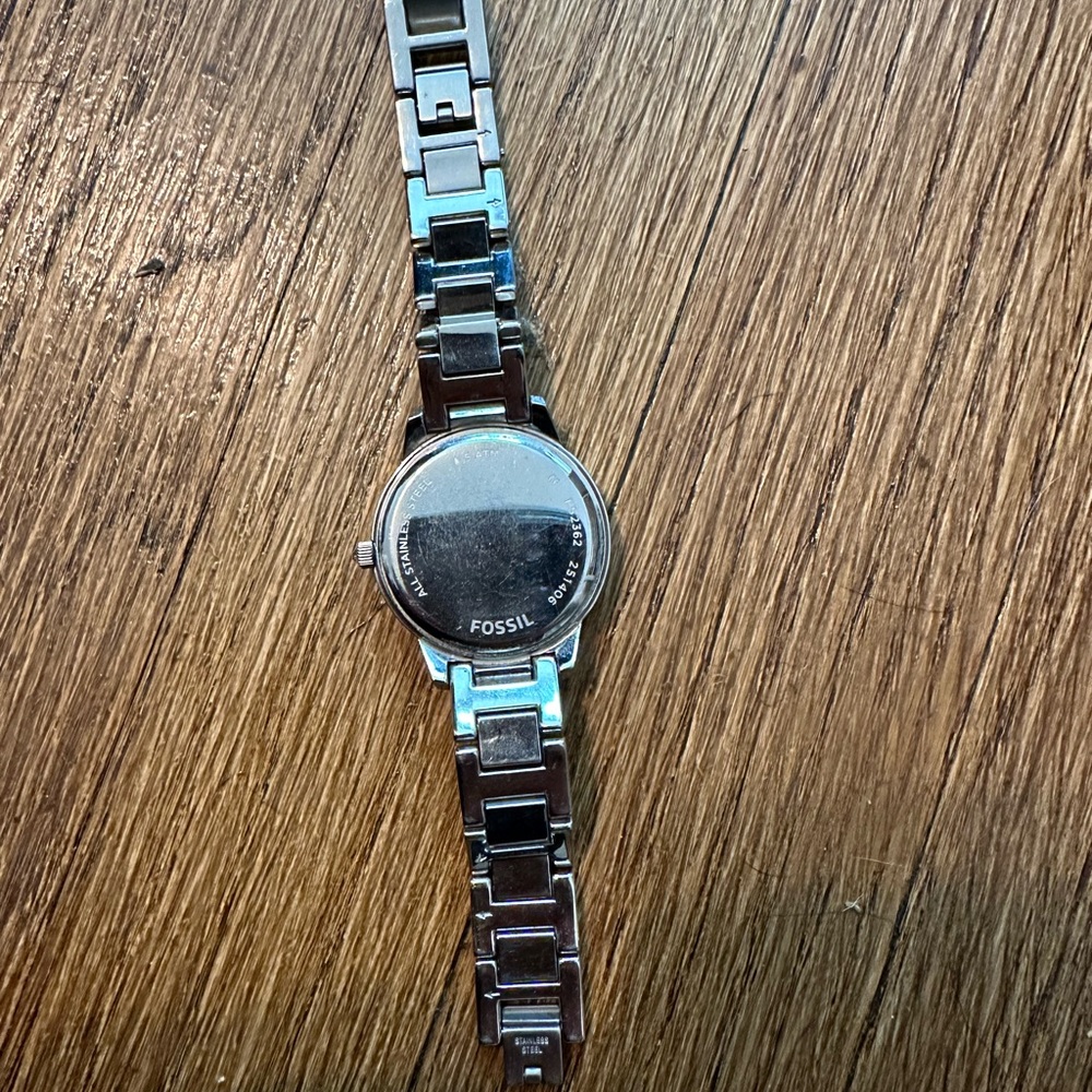 Watch - Picture 2 of 2